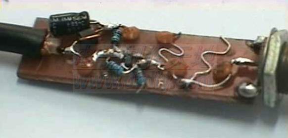 簡單易制的高增益天線UHF Antenna