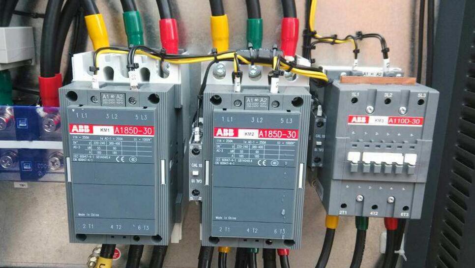 用萬用表測量三相電方法及步驟介紹