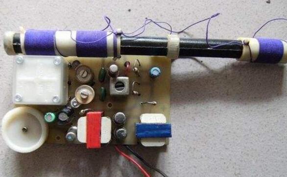 圖解 礦石收音機工作原理,無線電接收