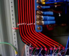 電氣回路的接線實(shí)物圖