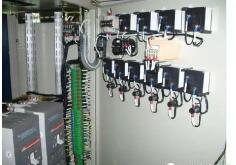 電氣控制柜的實(shí)物圖